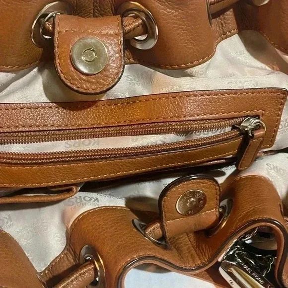 Michael kors brown leather satchel handbag - Picture 8 of 12